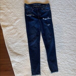 American Eagle Distressed Blue Jeans Next Level Stretch size 6 jegging